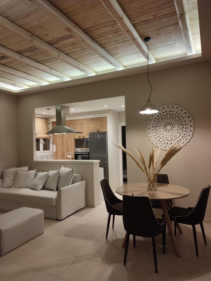 Gratelia Apartment Damnoni Bagian luar foto