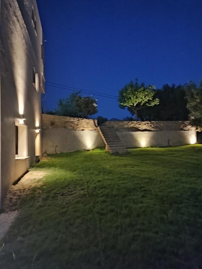 Gratelia Apartment Damnoni Bagian luar foto