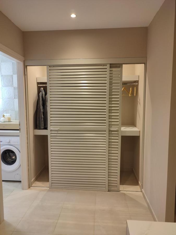 Gratelia Apartment Damnoni Bagian luar foto