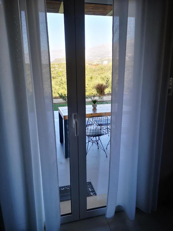 Gratelia Apartment Damnoni Bagian luar foto