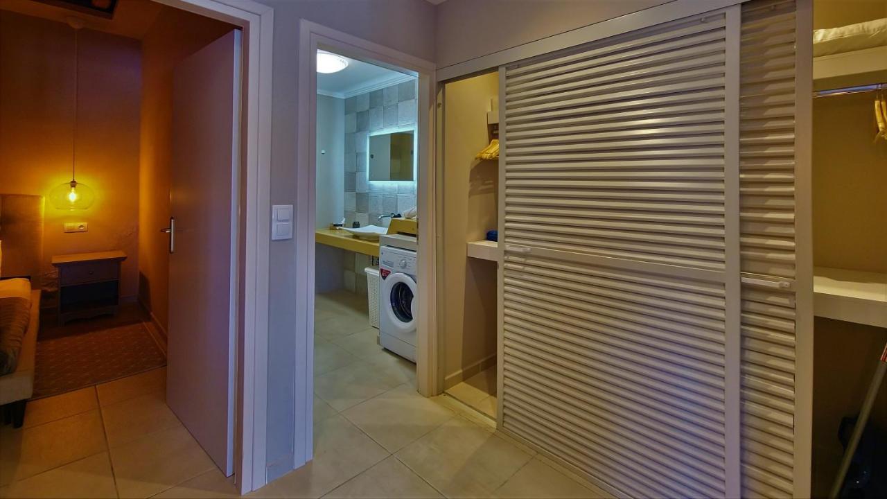 Gratelia Apartment Damnoni Bagian luar foto